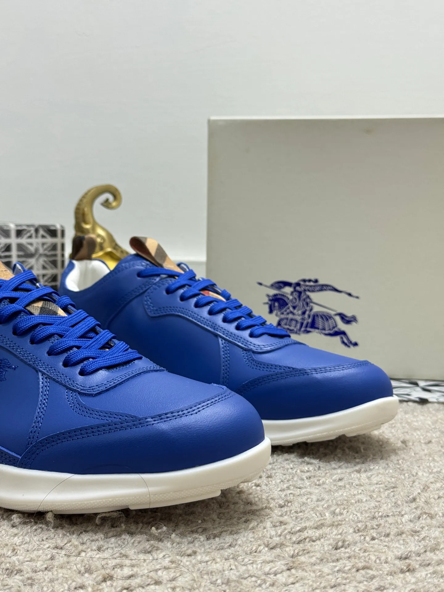 Men's shoes 💰420 [New style] 🐝🐝 [BURBERRY] Burberry - high-end quality original order 🔍🔍🔍 Upper: imported 🔝 calfskin, brand knitted pattern, tongue brand cloth label, lining: sheepskin lining, - outsole: rubber; two-color molded outsole, ultra-high quality control·fine workmanship: highlighted (high-end·luxury·grade) Size :38-44 (45 customized